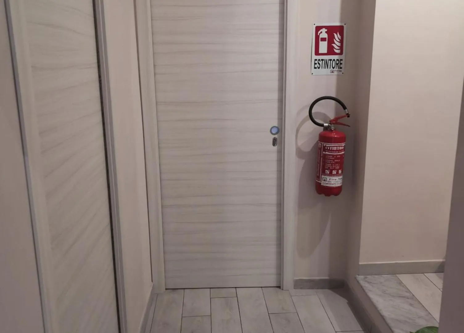 La Dimora Di Dora Apartment Naples
