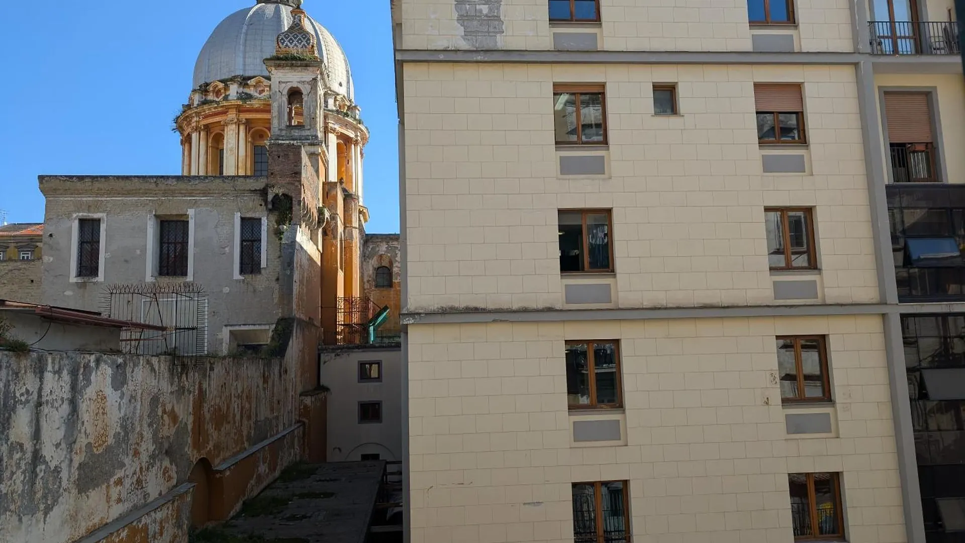 La Dimora Di Dora Apartment Naples